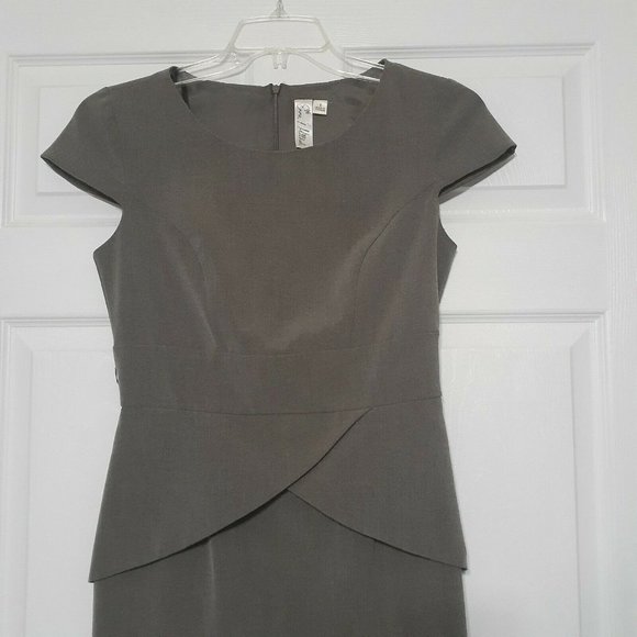 Emma & Michelle Cap Sleeve Dress Sz 6 - Picture 4 of 8
